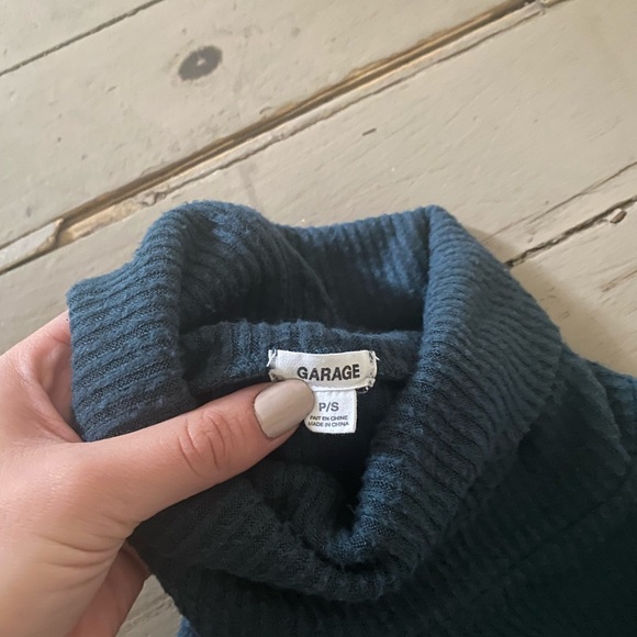 Garage turtleneck - Picture 3 of 4